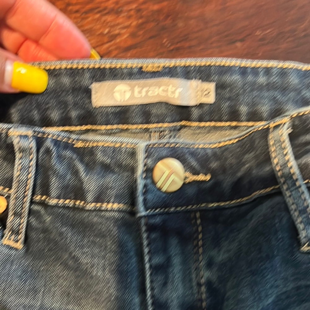 Tracter girls size 12